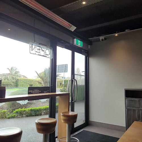 BurgerFuel Pukekohe Open Times