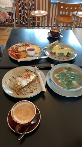 Opinii despre Coffee Lovers Cafe în Christchurch - Hospitality and gastronomy