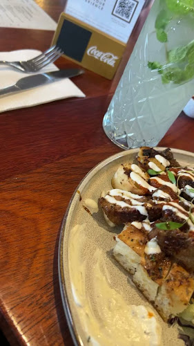 Opinii despre The Olive Kitchen and Bar, Titirangi în Auckland - Hospitality and gastronomy