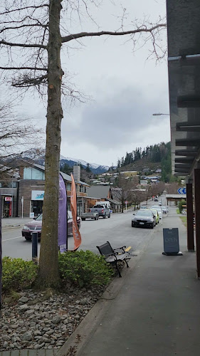 Comentarii opinii despre Hanmer Sushi & Bowl