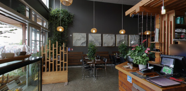 Chikos Restaurant & Cafe