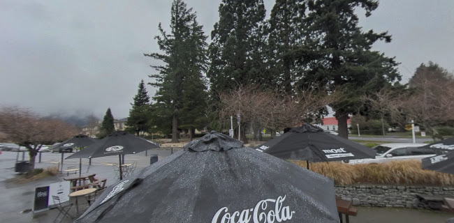 Tipsy Cafe & Restaurant