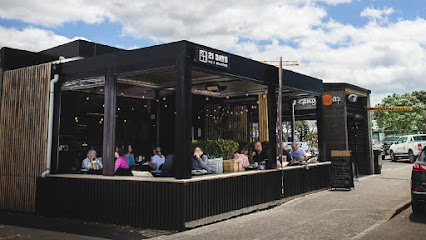 21 Days Bar & Brasserie