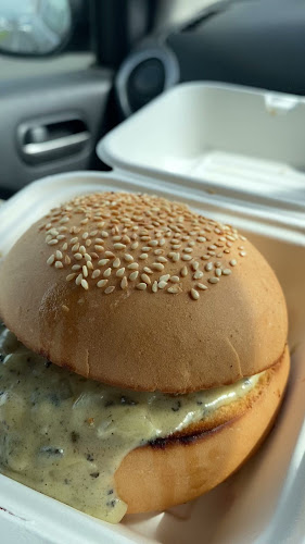 Reviews of Golden Pie Bakery And Cafe in Hamilton - Hospitality and gastronomy