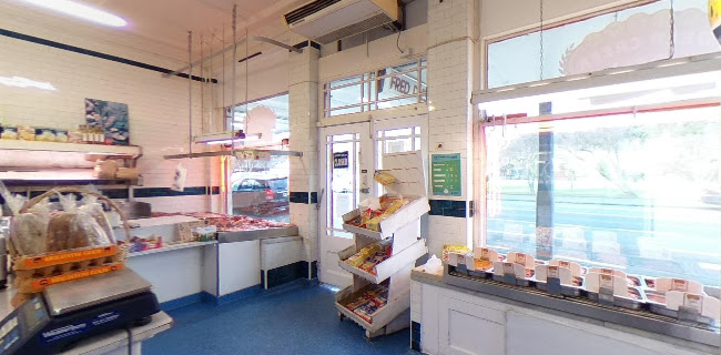 Deep Creek Deli - Hospitality and gastronomy