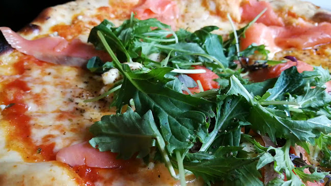 Opinii despre Archie's Restaurant & Pizzeria în Auckland - Hospitality and gastronomy