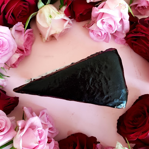 The Cake Eating Company - Hospitality and gastronomy