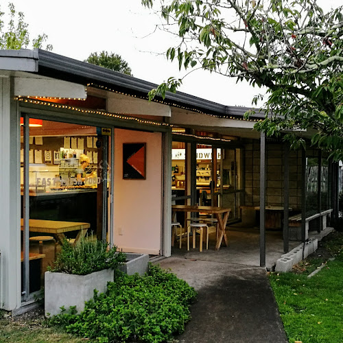 Curbside Kitchen, 9 Ballance Street - Gisborne