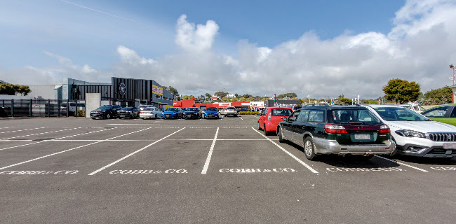 Cobb & Co. New Plymouth - Hospitality and gastronomy