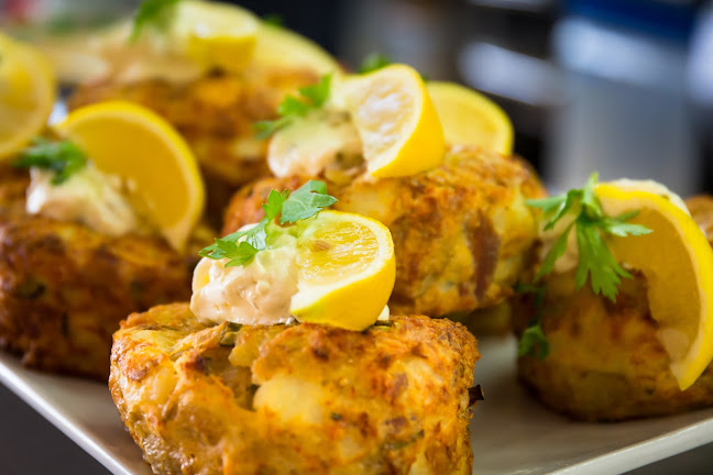 Maina Cafe - Hospitality and gastronomy