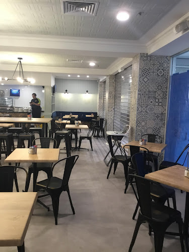 Opinii despre Zampelles Queensgate în Lower Hutt - Hospitality and gastronomy