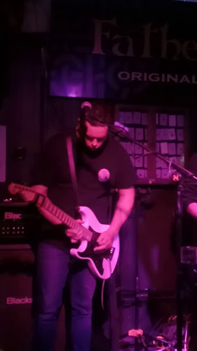 Comentarii opinii despre Father Ted's Original Irish Pub