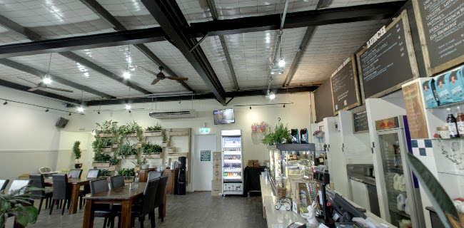 Comments and reviews of Chapel Cafe