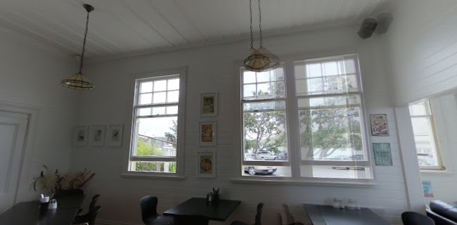 Little Kitchen Cafe - Hospitality and gastronomy