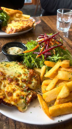 Opinii despre Ascot Sportshouse & Eatery în Timaru - Hospitality and gastronomy