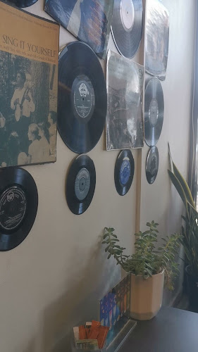 Song's Roast House | Café & Restaurant