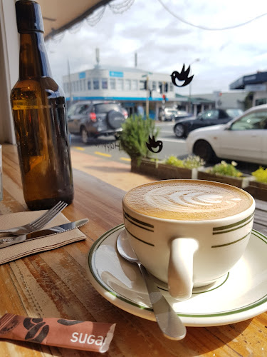 Comentarii opinii despre Little King Café