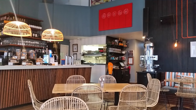 Comentarii opinii despre Seven Hills Cafe, Restaurant and Bar