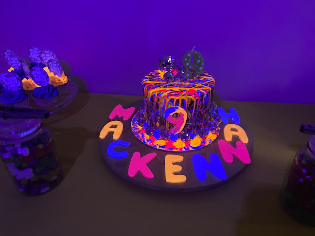 The Cheesecake Shop Papamoa - Hospitality and gastronomy