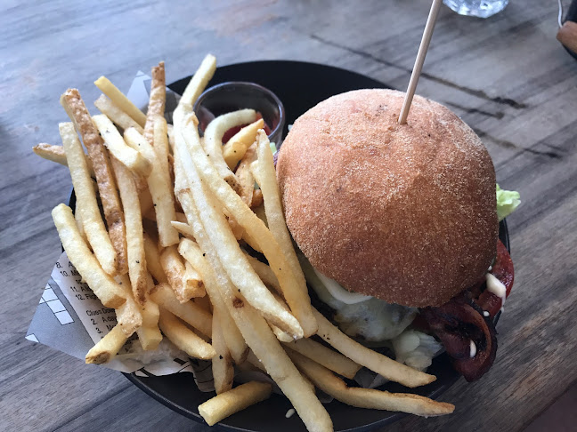 132 Kitchener Road, Milford, Auckland 0620, New Zealand