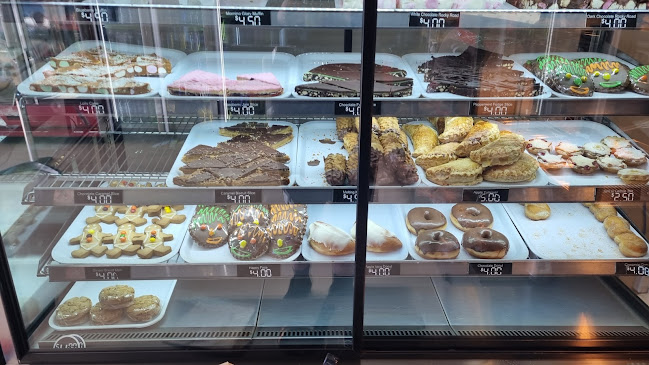 Green Apple Cafe and Bakery