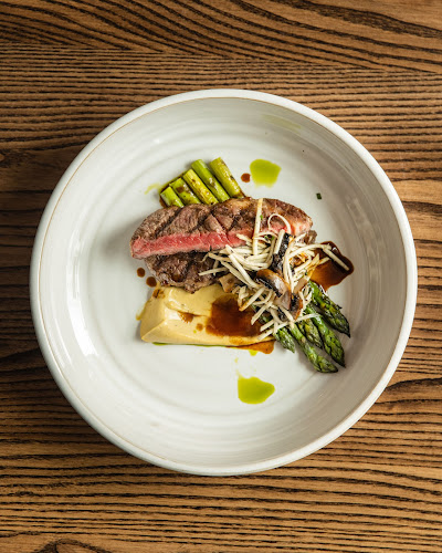 Reviews of Trocadero Restaurant & Bar in Auckland - Hospitality and gastronomy