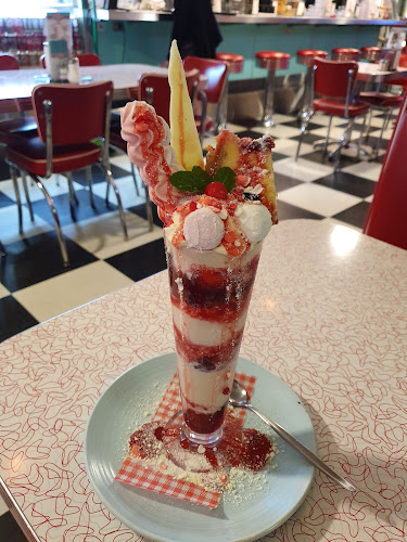 Reviews of Deluxe Diner in New Plymouth - Hospitality and gastronomy