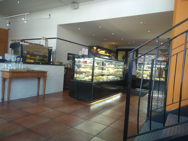 Bordeaux Bakery - Hospitality and gastronomy