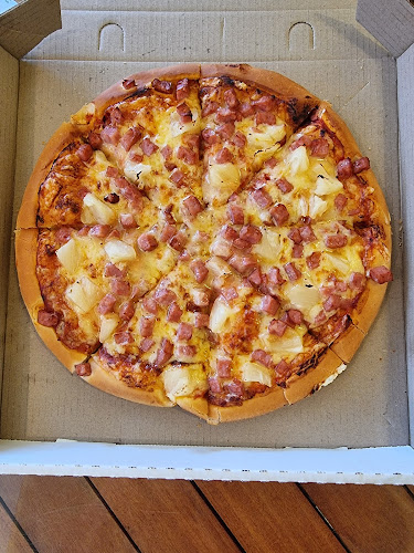 Opinii despre Marton Bakery & Cafe în Marton - Hospitality and gastronomy