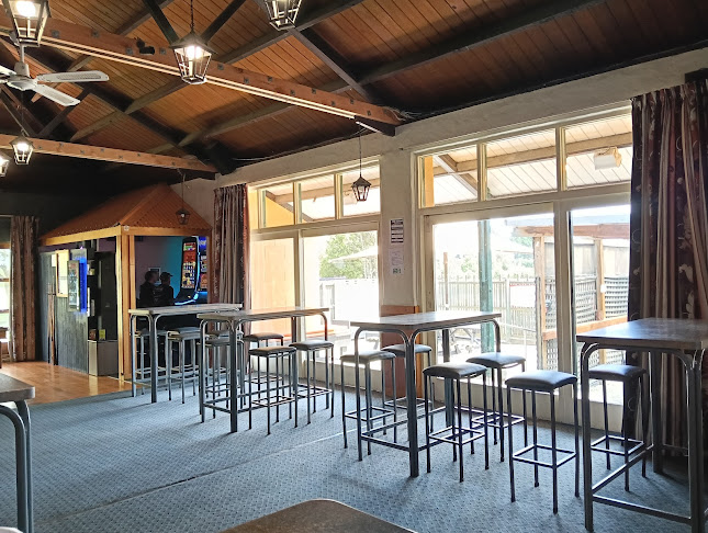 Opinii despre West Melton Tavern & Restaurant în West Melton - Hospitality and gastronomy