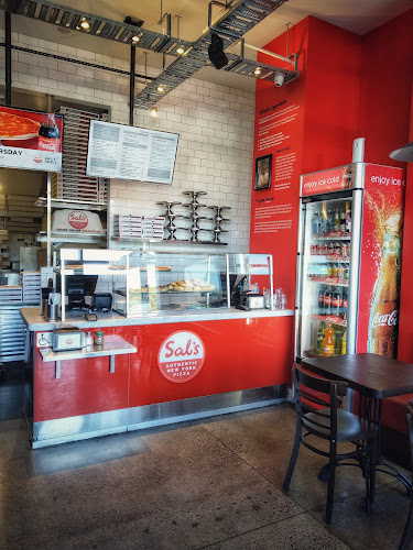 Comments and reviews of Sal's Authentic NY Pizza - Mt Wellington