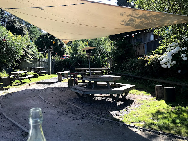 Okere Falls Store + Craft Beer Garden - Okere Falls