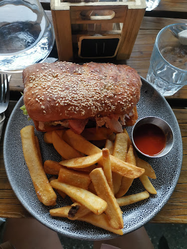 Opinii despre Gibbston Tavern în Gibbston - Hospitality and gastronomy