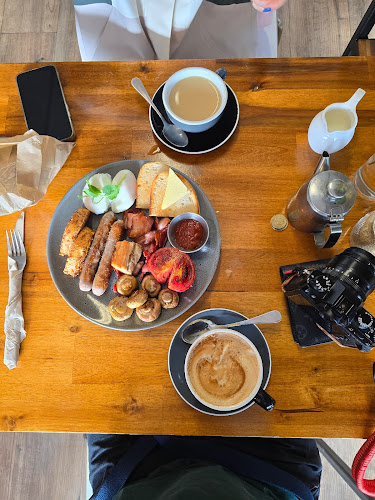 Milk & Honey Open Times