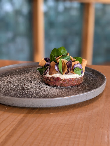 Tussock Hill Vineyard and Cellar Door Restaurant - Christchurch