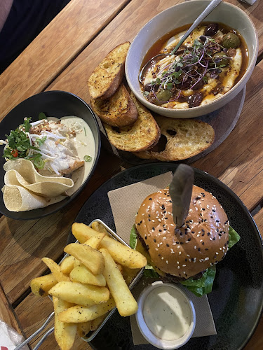 Opinii despre The Local în Pauanui - Hospitality and gastronomy