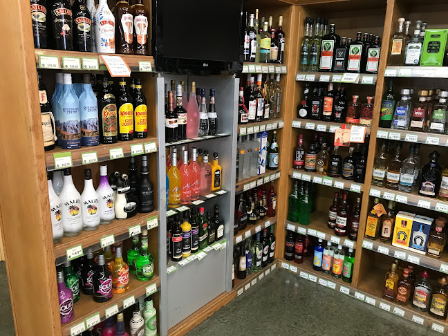 Comments and reviews of Thirsty Liquor Napier