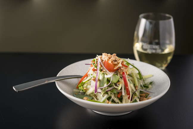 Comentarii opinii despre The Screening Room