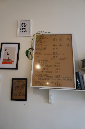 The Bees Knees Cafe - Hospitality and gastronomy