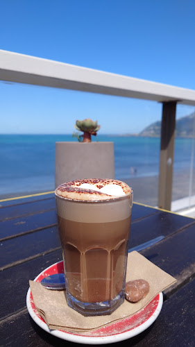 Maranui Cafe Phone number