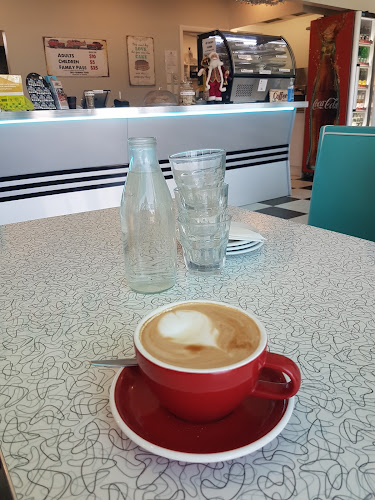 VEight Cafe, Restaurant & Bar - Kaikōura