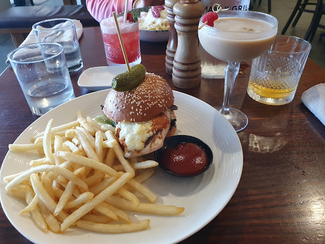 Comentarii opinii despre Manly Bar & Grill