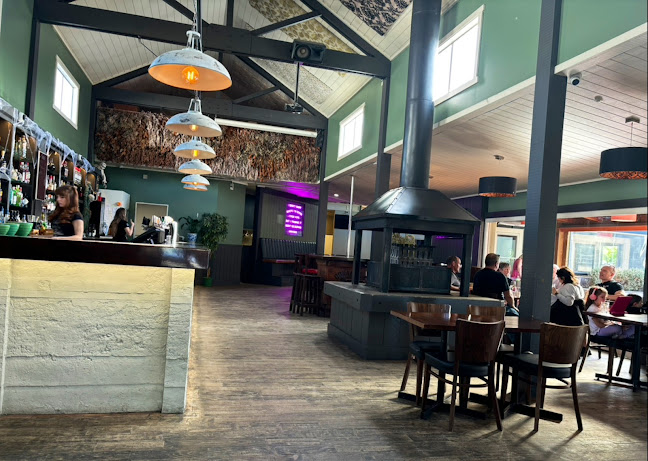 Loading Ramp - Hospitality and gastronomy