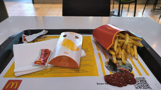 McDonald's Penrose - Hospitality and gastronomy