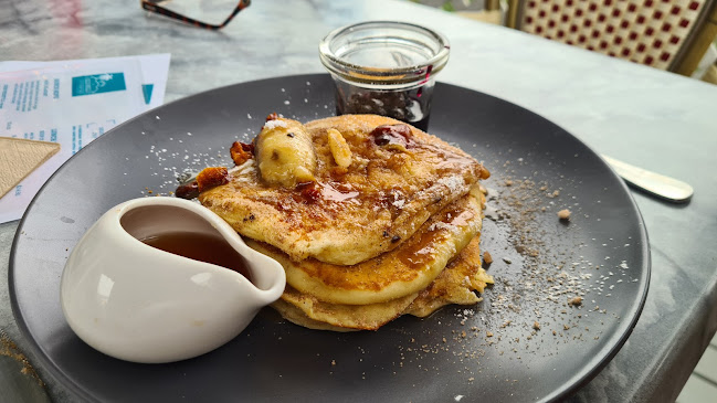 Opinii despre The Old Mill Waterfront Cafe în Tairua - Hospitality and gastronomy