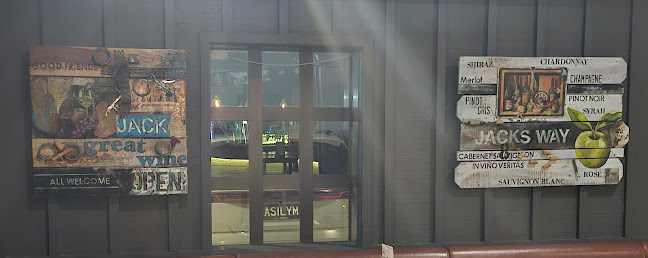 Reviews of Applejack's Bar & Eatery in Auckland - Hospitality and gastronomy