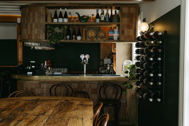 Comentarii opinii despre The Gables Osteria & Enoteca