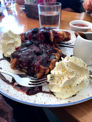 The Kitchen Table - Hospitality and gastronomy