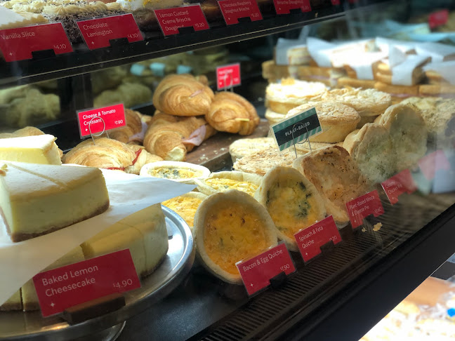 Starbucks Lambton Quay - Wellington