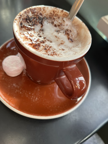 Coffee Lovers Cafe - Hospitality and gastronomy